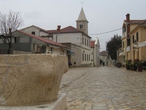 Nin Town